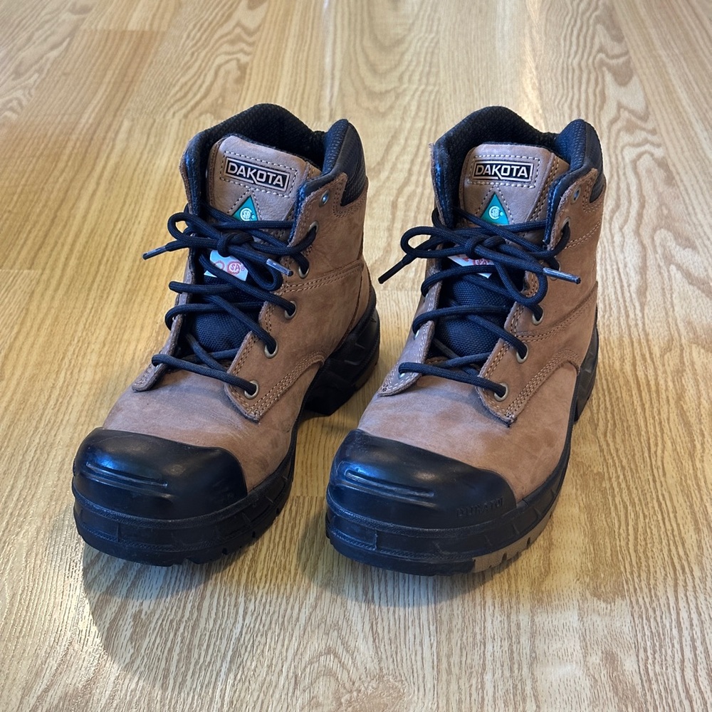 Dakota - Steel Toe Boots - Size 8 - Brand New!